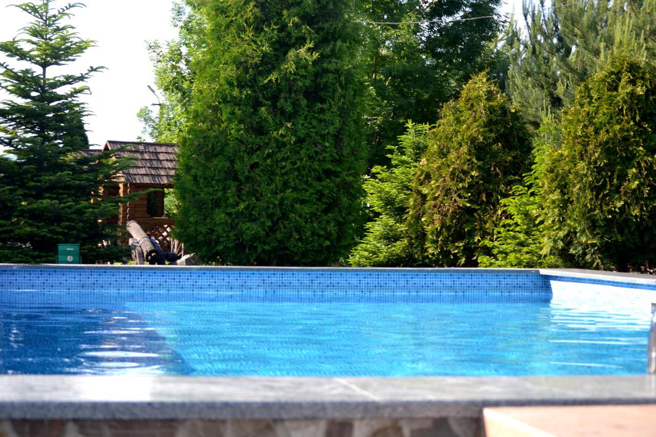 Trembita Hotel Khust Exterior foto